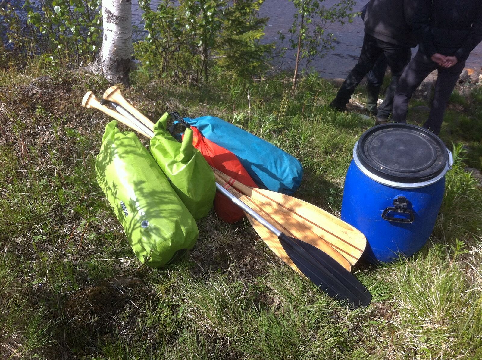 Kanutour Ausrüstung Lappland Ufer