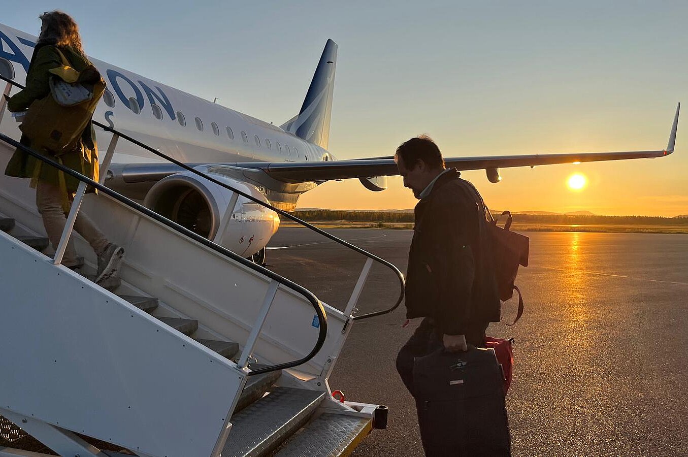 Flug Reise Lappland Boarding Sonnenuntergang